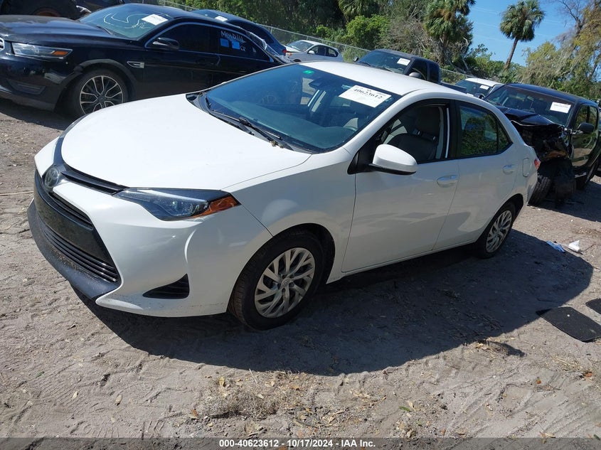 VIN 2T1BURHE5KC170266 2019 TOYOTA COROLLA LE