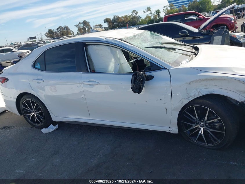 2021 TOYOTA CAMRY SE - 4T1G11AK6MU418638