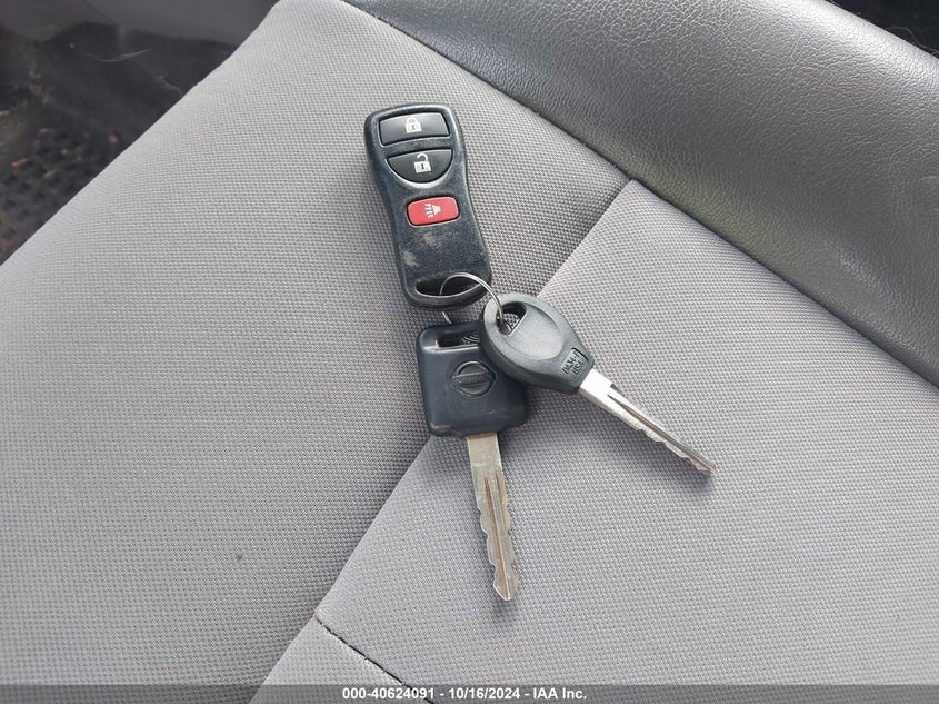 2017 NISSAN NV CARGO NV2500 HD S V6 - 1N6BF0KY6HN800145