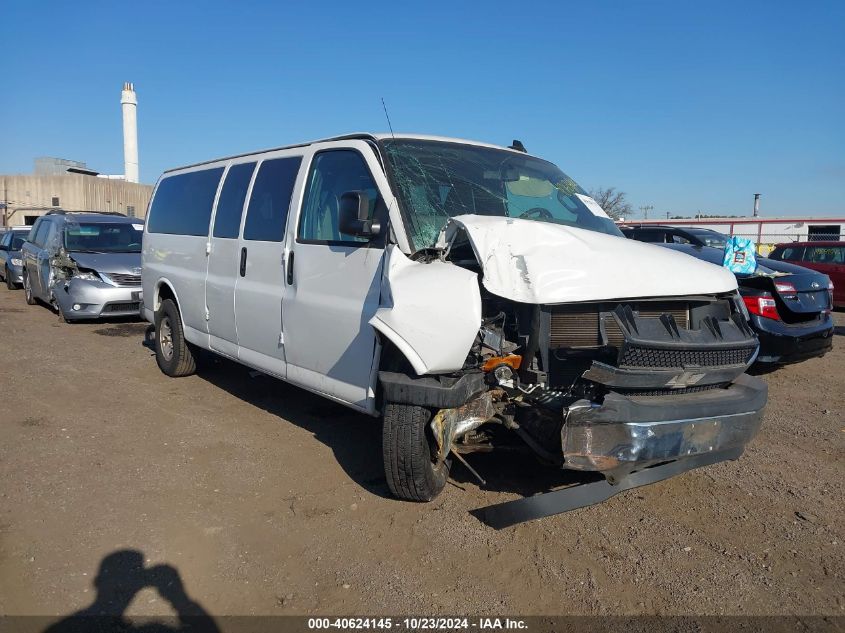 2017 Chevrolet Express 3500, LT