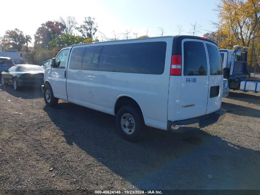 VIN 1GAZGPFG6H1123039 2017 Chevrolet Express 3500, LT no.3