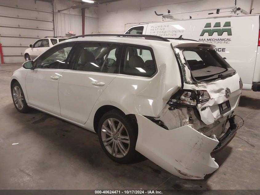 2015 VOLKSWAGEN GOLF SPORTWAGEN TDI SE 4-DOOR - 3VWCA7AU8FM507896