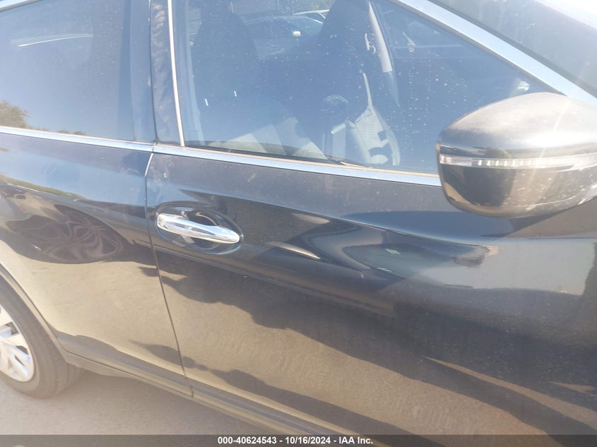 2016 NISSAN ROGUE S - KNMAT2MT0GP649133