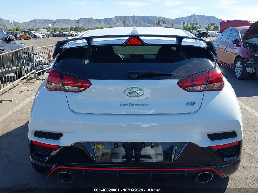 2022 Hyundai Veloster N VIN: KMHT36AH6NU015402 Lot: 40624861