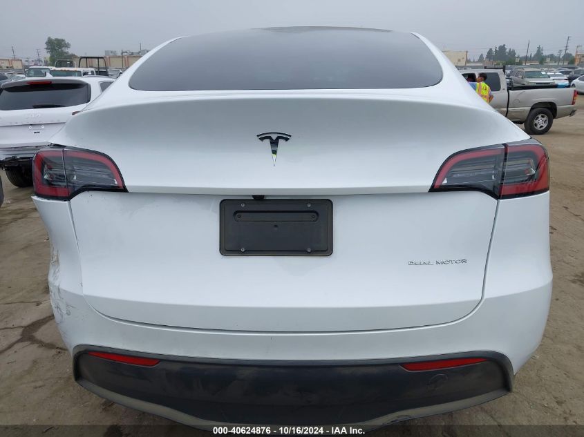 2024 Tesla Model Y Long Range Dual Motor All-Wheel Drive VIN: 7SAYGDEE9RA260003 Lot: 40624876