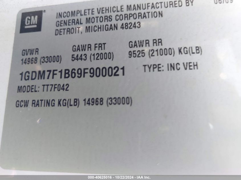 2009 GMC T-Series F7B042 VIN: 1GDM7F1B69F900021 Lot: 40625016