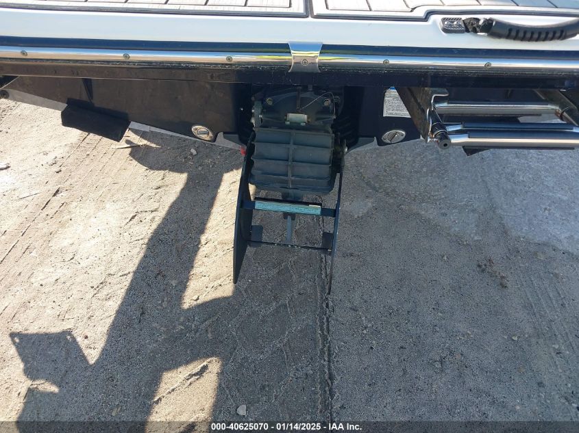 2023 Yamaha Other VIN: USYAMC0019J2 Lot: 40625070