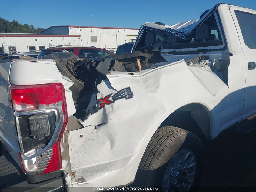 2022 Ford F-250 Xlt VIN: 1FT7W2B61NEG43073 Lot: 40625134
