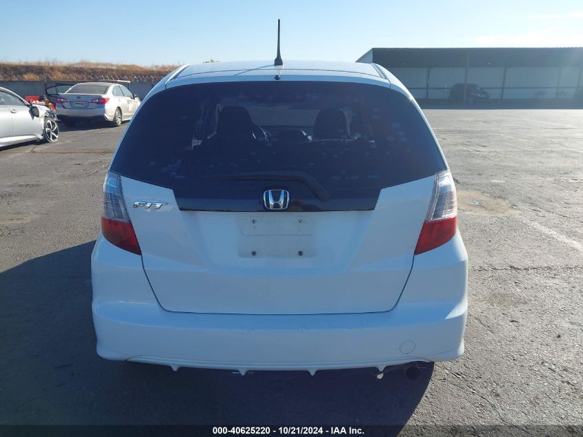 2013 Honda Fit VIN: JHMGE8G33DC083215 Lot: 40625220