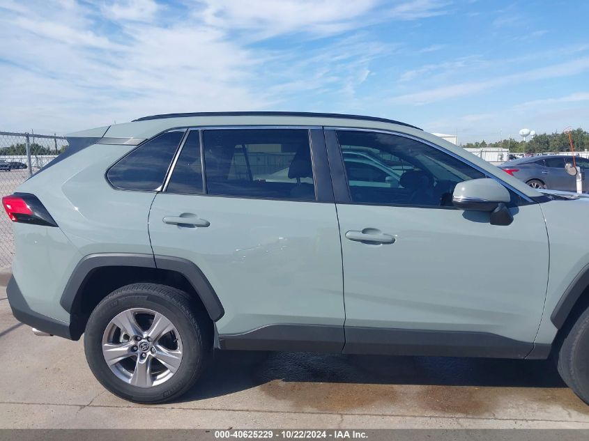 2022 Toyota Rav4 Xle VIN: 2T3W1RFV9NW227060 Lot: 40625229