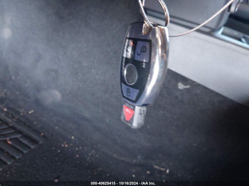 2010 Mercedes-Benz C 300 Luxury 4Matic/Sport 4Matic VIN: WDDGF8BB2AF364709 Lot: 40625415