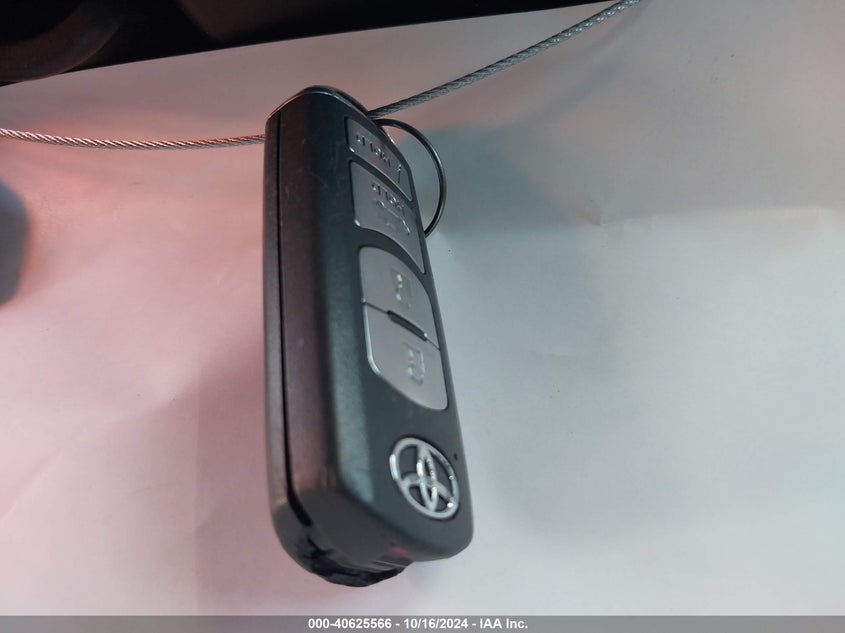 VIN 3MYDLBYV4HY178632 2017 TOYOTA YARIS IA