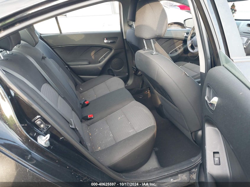 2016 KIA FORTE VIN: KNAFX4A64G5533558