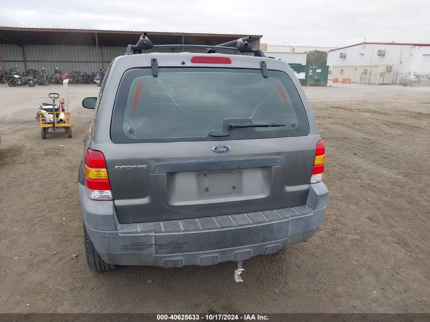 2005 Ford Escape Xls VIN: 1FMYU02Z45DA03935 Lot: 40625633