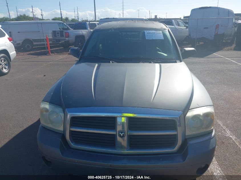 2007 Dodge Dakota Slt VIN: 1D7HE48N27S179111 Lot: 40625725