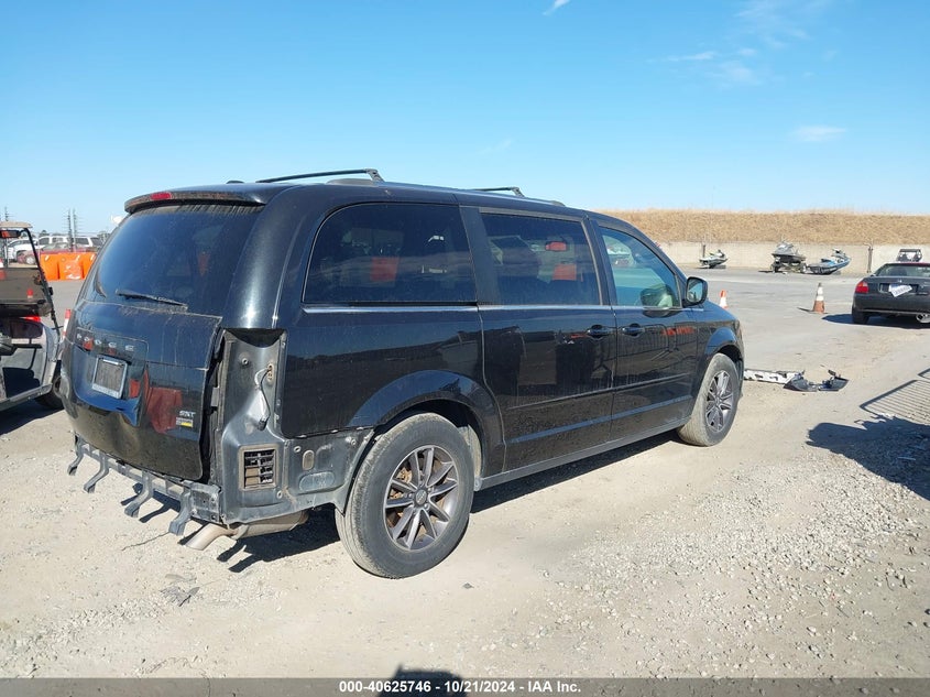 VIN 2C4RDGCG2HR813323 2017 DODGE GRAND CARAVAN SXT