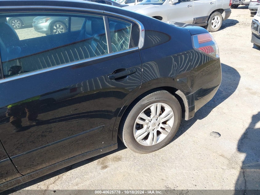 2011 Nissan Altima 2.5 S VIN: 1N4AL2AP4BN401789 Lot: 40625778