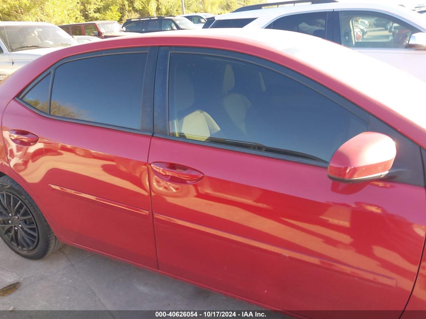 2015 Toyota Corolla Le VIN: 5YFBURHE4FP261602 Lot: 40626054