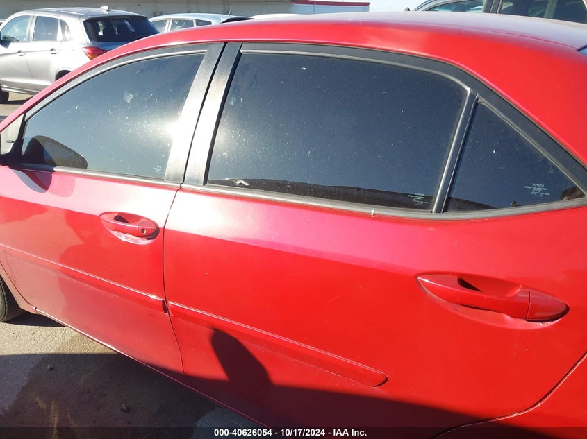 2015 Toyota Corolla Le VIN: 5YFBURHE4FP261602 Lot: 40626054