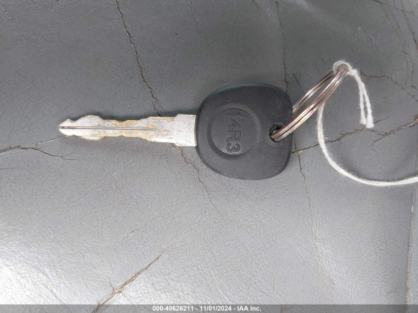 2001 Chevrolet Tahoe Ls VIN: 1GNEC13T11R108530 Lot: 40626211