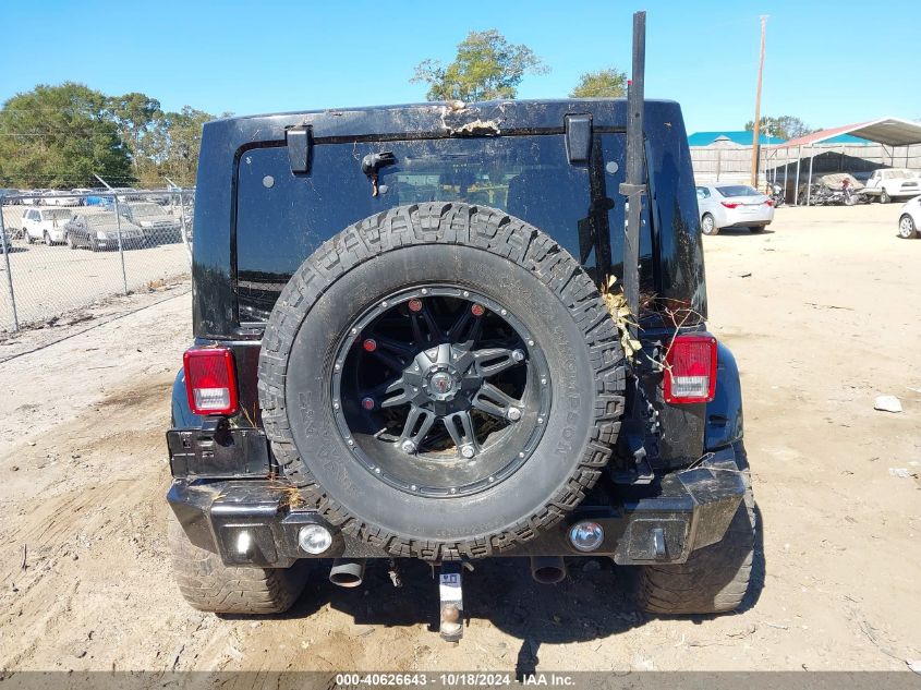 2013 Jeep Wrangler Unlimited Sahara VIN: 1C4BJWEG3DL592951 Lot: 40626643