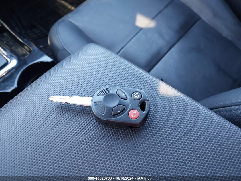 2011 Ford Escape Limited VIN: 1FMCU9EGXBKA06287 Lot: 40626738