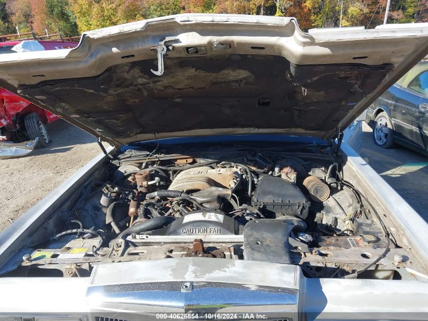 1989 Lincoln Town Car Signature VIN: 1LNBM82F2KY643253 Lot: 40626854