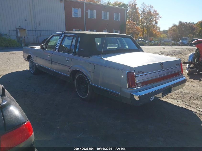 1989 Lincoln Town Car Signature VIN: 1LNBM82F2KY643253 Lot: 40626854