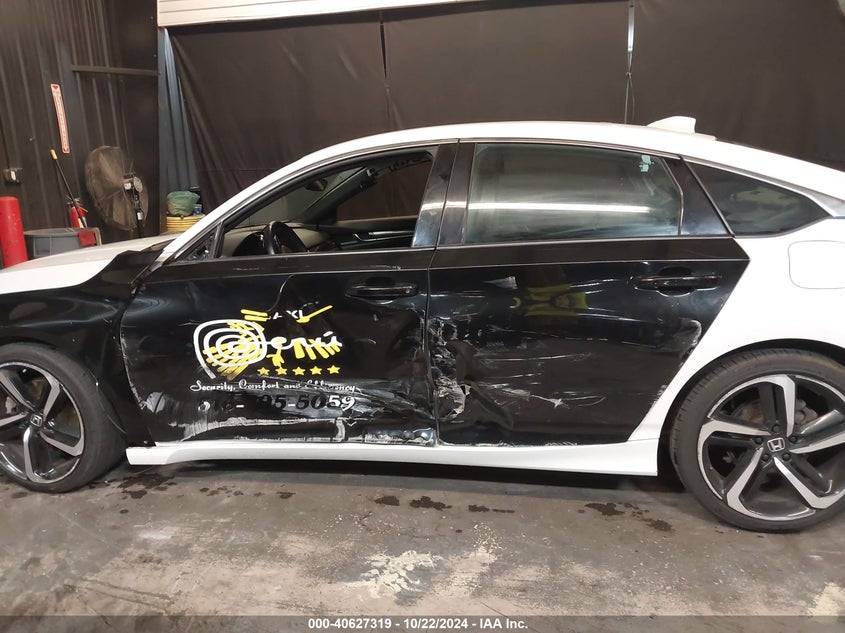 2018 HONDA ACCORD VIN: 1HGCV1F33JA095222