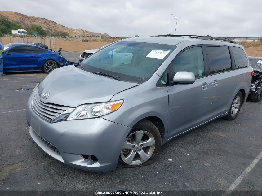 VIN 5TDKK3DC2FS638989 2015 TOYOTA SIENNA no.2