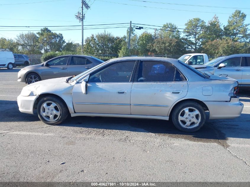 1999 Honda Accord Ex VIN: 1HGCG5654XA122164 Lot: 40627981