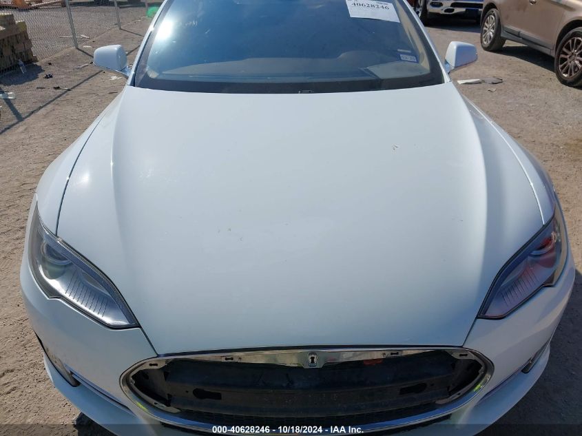 2013 Tesla Model S VIN: 5YJSA1CG2DFP28639 Lot: 40628246