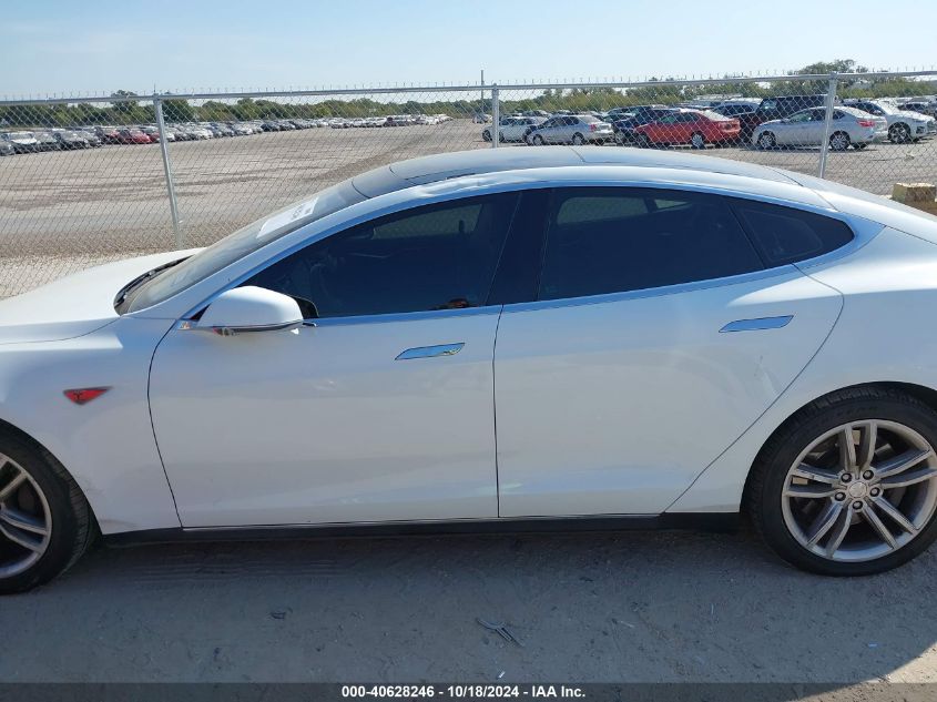 2013 Tesla Model S VIN: 5YJSA1CG2DFP28639 Lot: 40628246