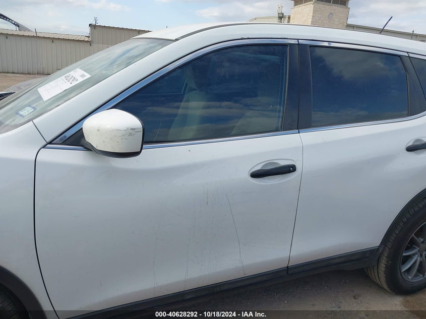 2016 NISSAN ROGUE S - KNMAT2MT5GP653548