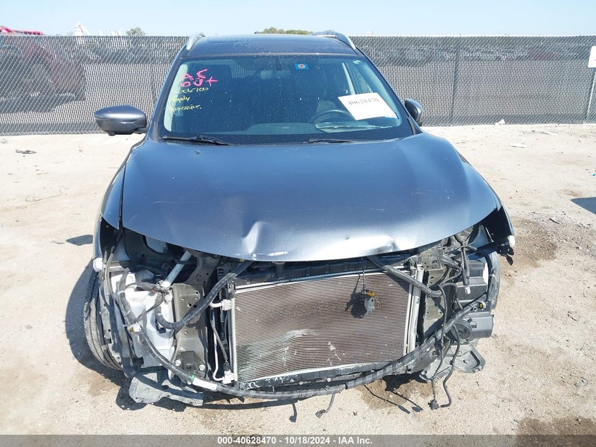 2018 NISSAN ROGUE SV - 5N1AT2MTXJC843601