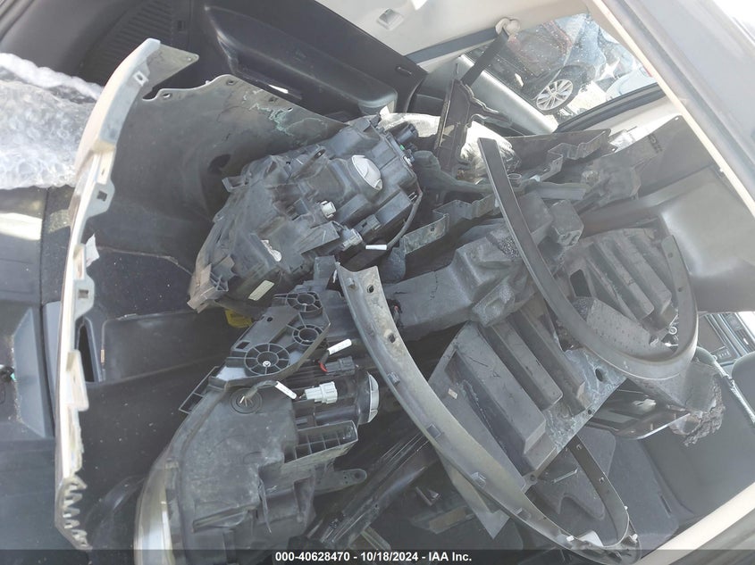 2018 NISSAN ROGUE SV - 5N1AT2MTXJC843601