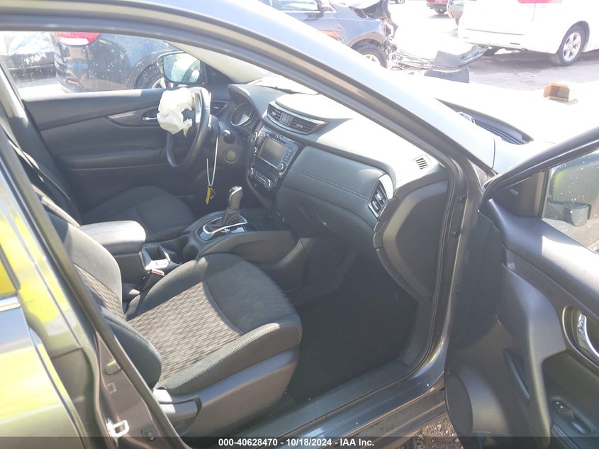 2018 NISSAN ROGUE SV - 5N1AT2MTXJC843601