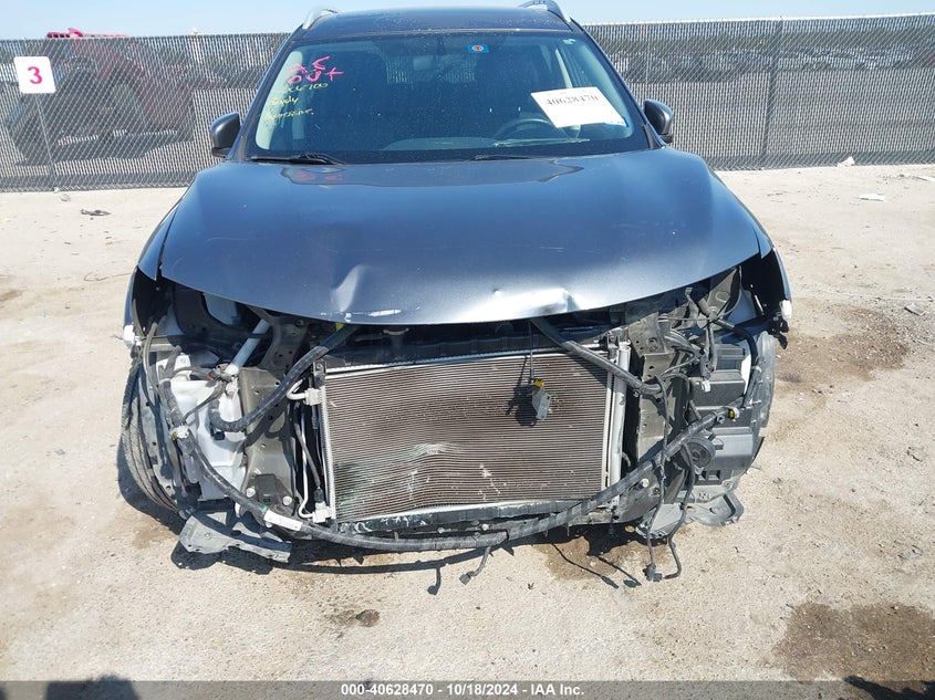 2018 NISSAN ROGUE SV - 5N1AT2MTXJC843601