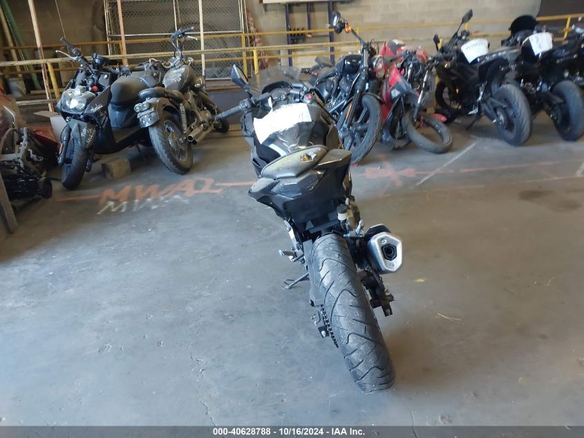 2013 Kawasaki Ex300 A VIN: JKAEX8A14DDA13403 Lot: 40628788