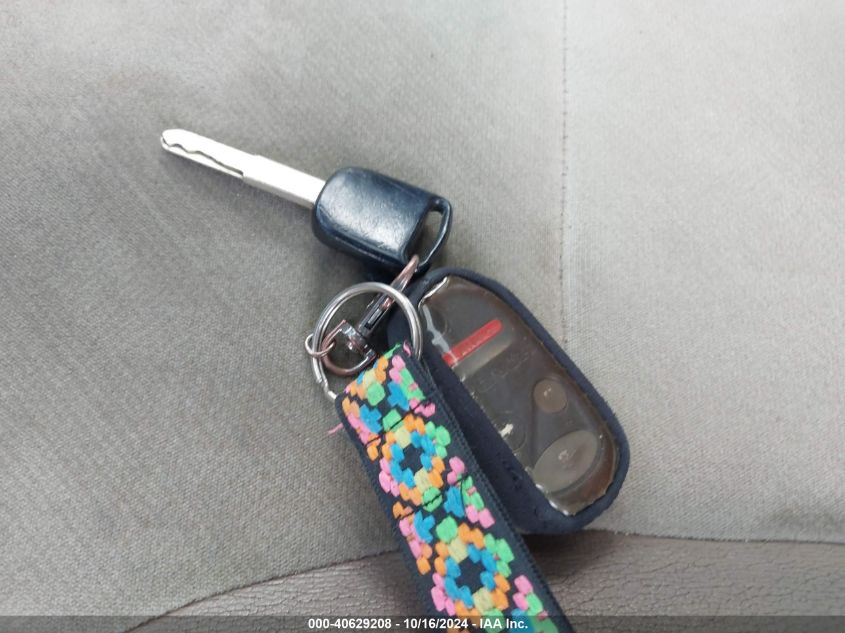 2002 Honda Cr-V Ex VIN: JHLRD78832C037708 Lot: 40629208