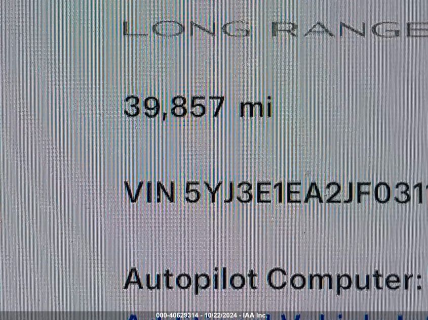 2018 Tesla Model 3 Long Range/Mid Range VIN: 5YJ3E1EA2JF031114 Lot: 40629314