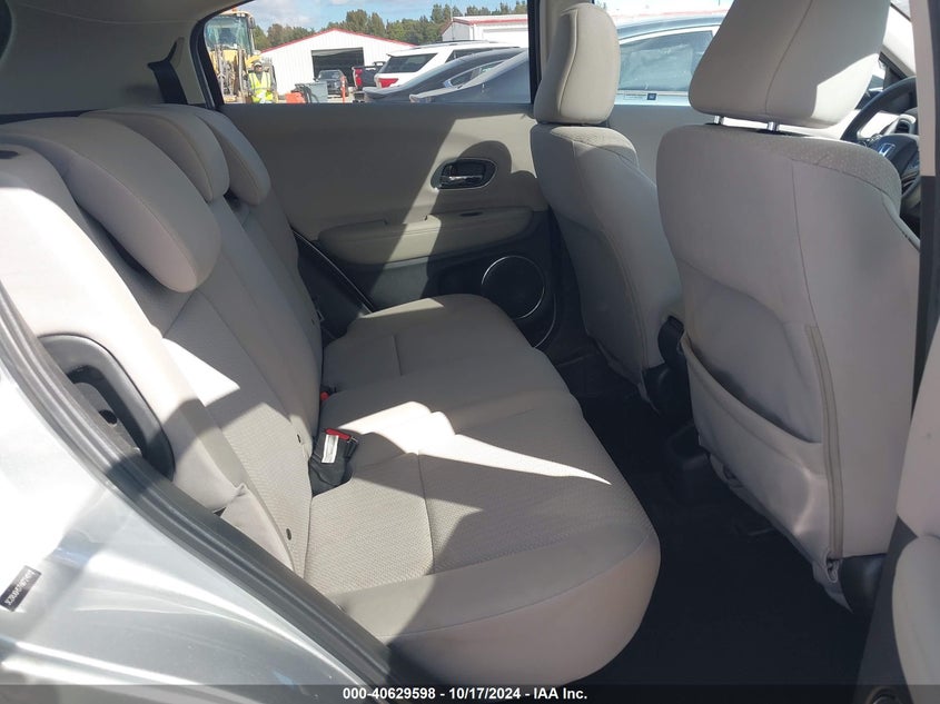 VIN 3CZRU6H57HM724012 2017 HONDA HR-V EX