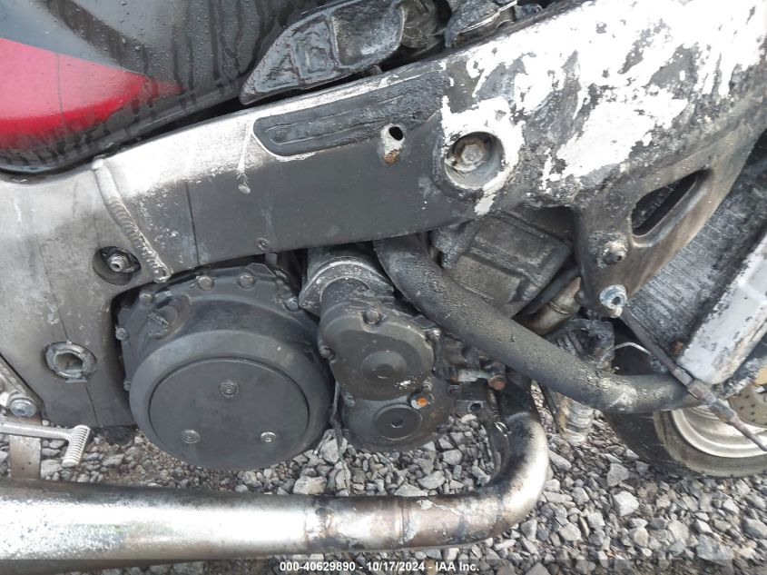 2005 SUZUKI GSX1300 RK5 JS1GW71A852103637