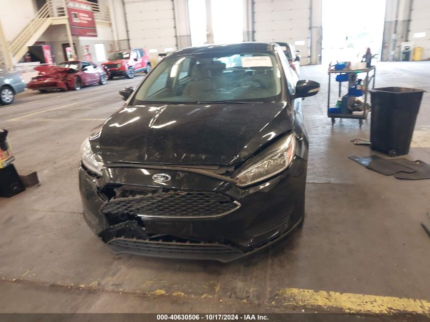 2015 Ford Focus Se VIN: 1FADP3K2XFL375663 Lot: 40630506