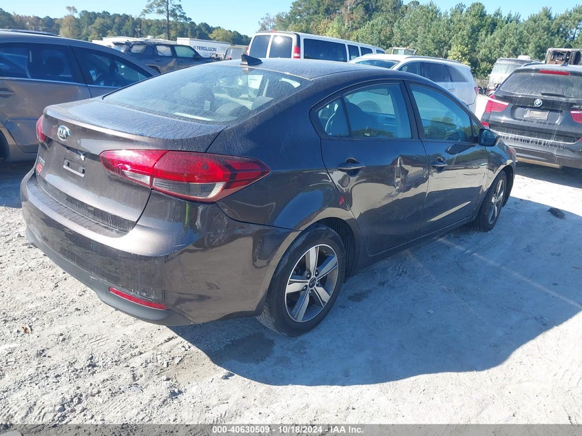 2018 KIA FORTE LX - 3KPFL4A76JE225262