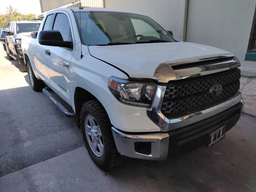 2019 Toyota Tundra Sr5 5.7L V8 VIN: 5TFUW5F13KX814361 Lot: 40630549