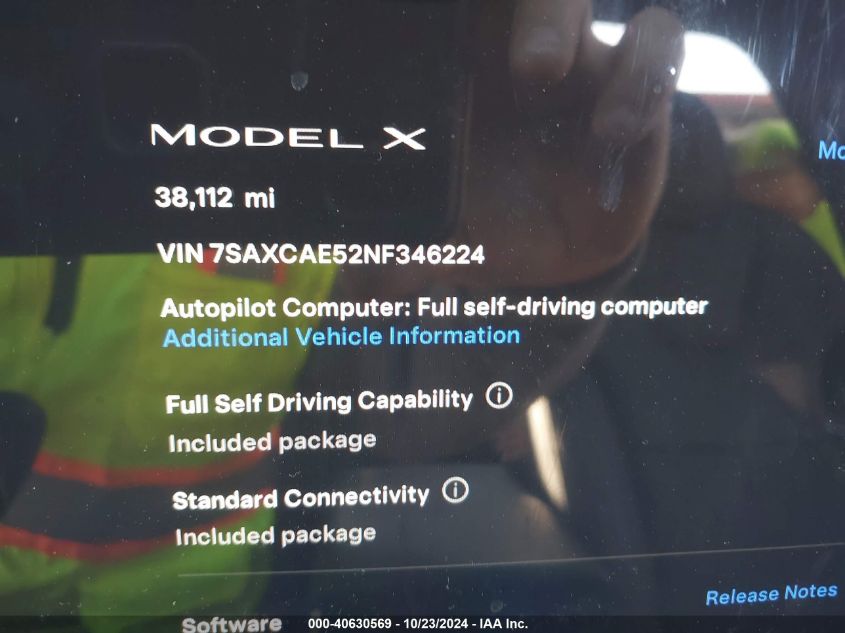 2022 Tesla Model X Dual Motor All-Wheel Drive VIN: 7SAXCAE52NF346224 Lot: 40630569