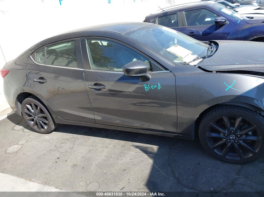 2018 MAZDA MAZDA3 TOURING - 3MZBN1V33JM269835