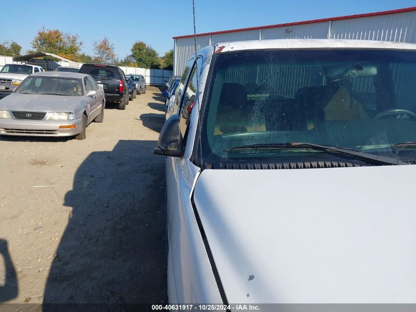 2001 Chevrolet Silverado 1500 VIN: 2GCEK19T811392878 Lot: 40631917