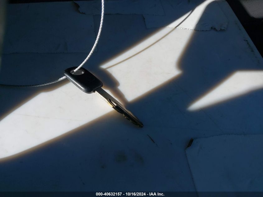 1998 Ford F-150 Standard/Xl/Xlt VIN: 1FTZF1721WNA88555 Lot: 40632157